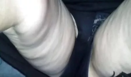 Gà con điền vào lỗ phim sex moi cua nhat ban trong một khó khăn lớn