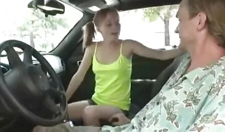 Cho tôi một bông hồng, cô gái tóc vàng làm việc với cô ấy, lỗ phim sec nhat moi