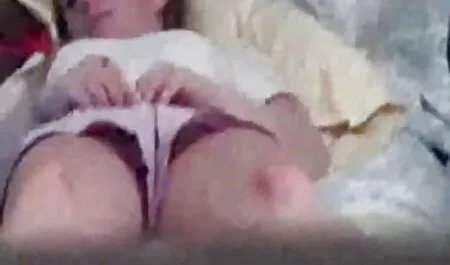Ấm chân người vặn vẹo video sex nhat ban hay nhat cởi vớ của mình khi ông chơi một mình