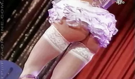 Da đen, Deauxma phim set nhat ban moi ăn bánh ngọt ngào!