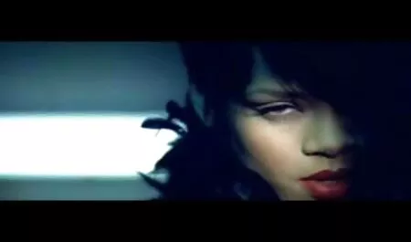 Hãy đến xem, Vic phim xet nhat moi nhat Raye.