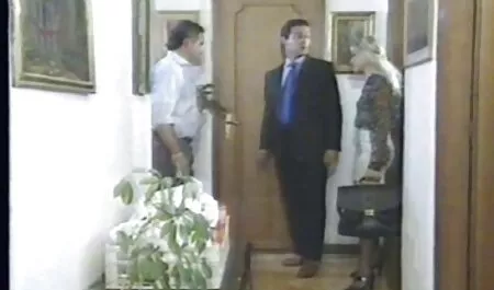 Cực khoái. Đánh thức anh ta dậy với một cú công việc. phim set nhat moi