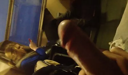 Thanh thiếu niên da đen rơi vào tình yêu phim xes nhat ban moi nhat với một Sâu trong khi vuốt ve