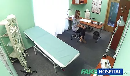 Nhiều lông sex nhat ban khong che hay nhat to, đeo kính