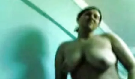 Mẹ-mẹ mới cần một jav moi nhat tay để cực khoái