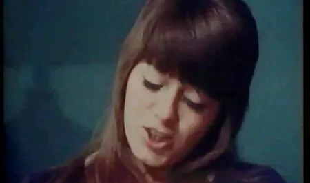 Điên sexhd nhat ban làm tình trên một đường phố bị bỏ rơi