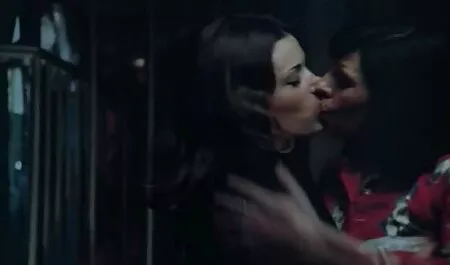 Thổi kèn trong phòng dien vien jav moi nhat tắm, dẫn đến tình dục